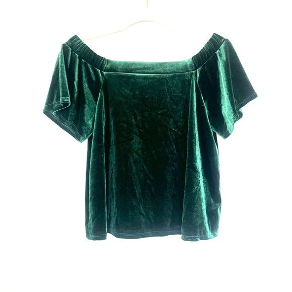 one clothing Tops - One Clothing Green Velvet On Off Shoulder Blouse Top Flutter Sleeve XS
